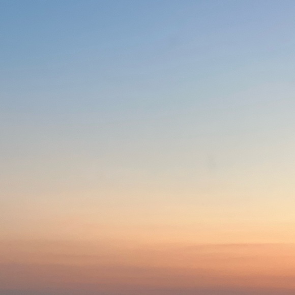 Meet your Posher, Jen - Picture 1 of 1